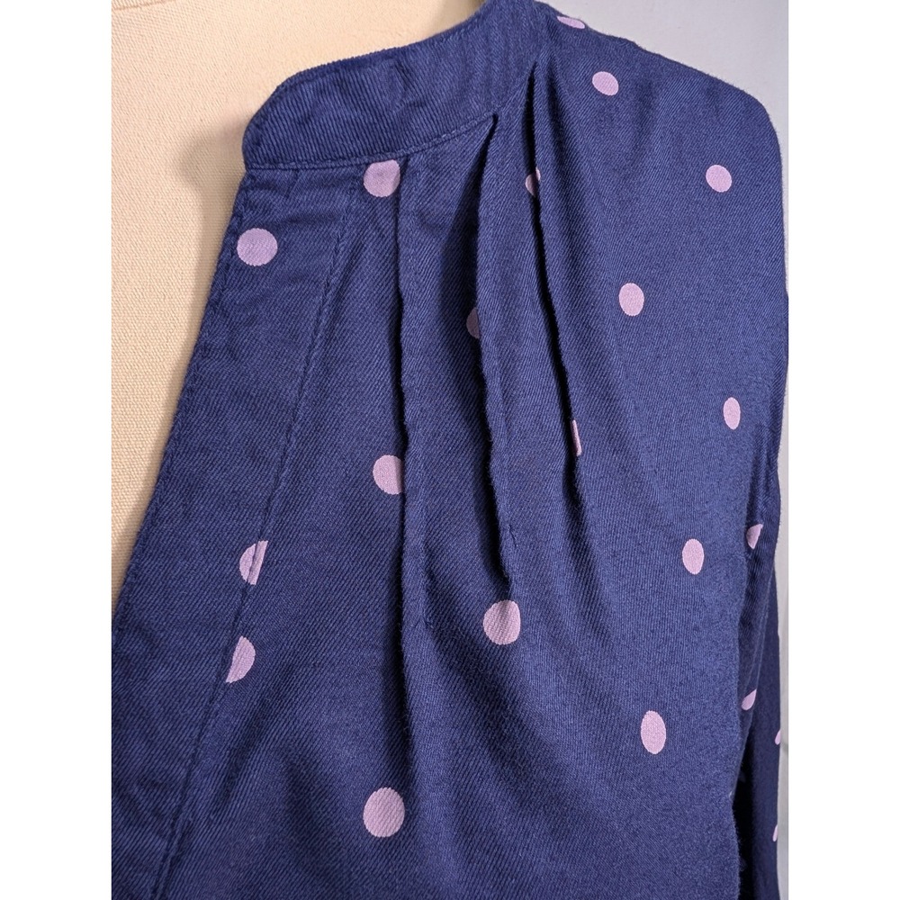 Old Navy XXL Womens Navy Blue Lilac Polka Dot Split Neck Tie Cuff Blouse Top - Picture 4 of 4